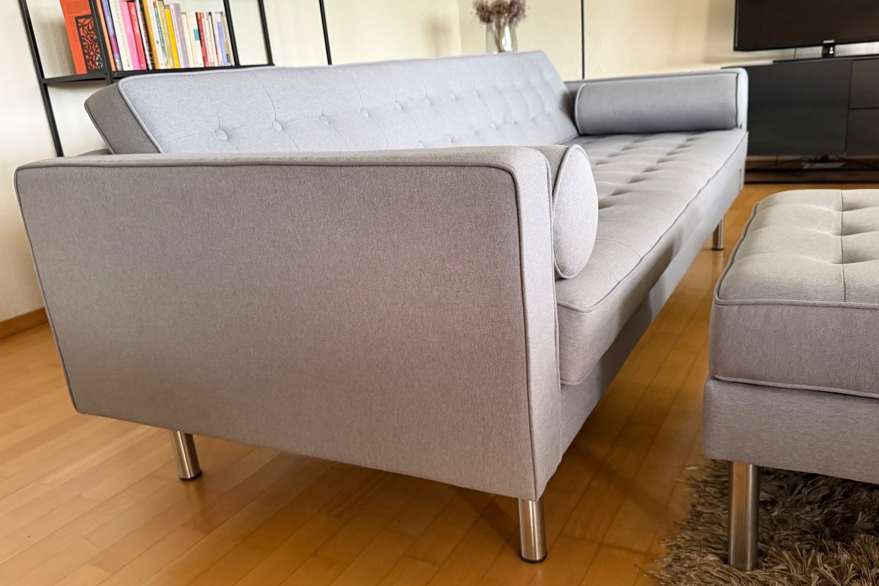 Sofas: Elegantes Sofa mit Ottomane – Gebraucht aus Küsnacht ZH von sus_g7dj 3