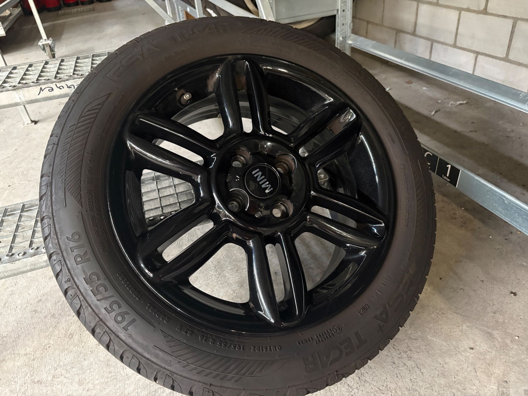 Mini Automobili: MINI Cooper – Usato da zürich venduto da Rejan15 4