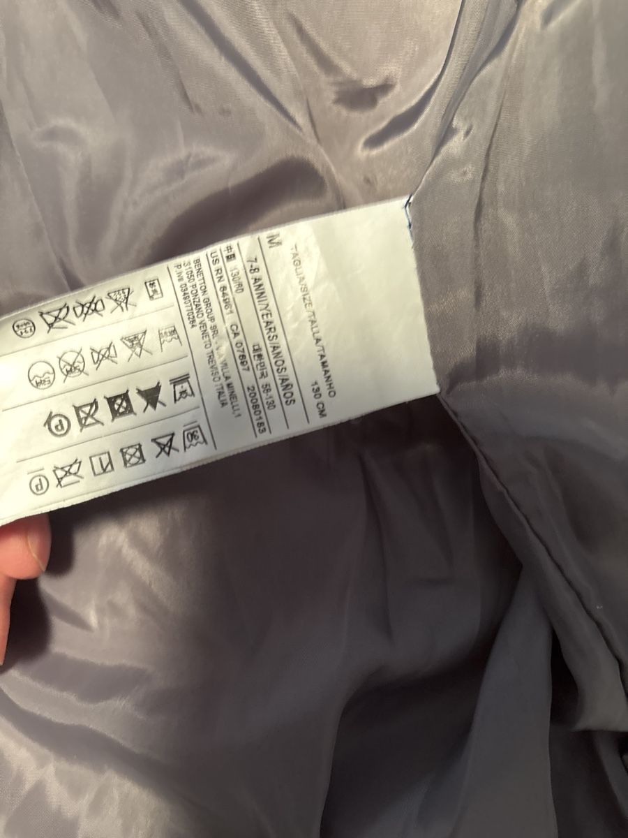Benetton Giacche: Beneton Winterjacke Gr 130 – Usato da Rüti ZH venduto da Crystal_Bloom 1