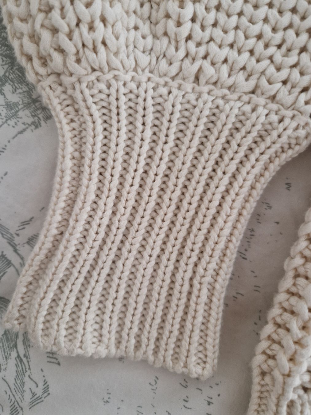Sezane Pullover & Sweatshirts: Sezane Pullover XS, S – Gebraucht aus St. Gallen von Sayuri 4