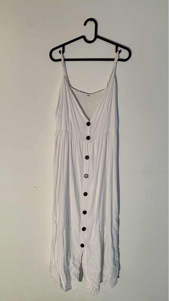 Kleider: Sommerkleid weiss – Gebraucht aus Bubendorf von lebkuchen03