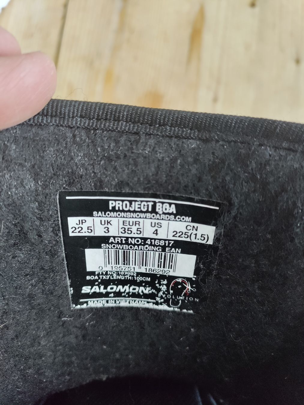 Salomon Scarpe per ragazzi: Salomon Snowboardschuh 35.5 – Usato da Schmitten FR venduto da Kgaston 4
