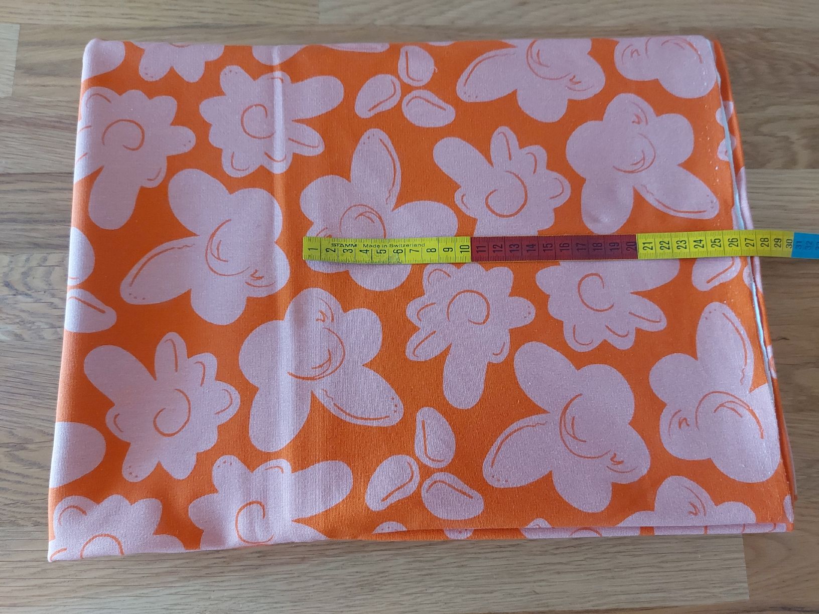 Tessuti: Stoff, Jersey, orange, 150 x 180 cm – Usato da Oberengstringen venduto da PaolaDe 3