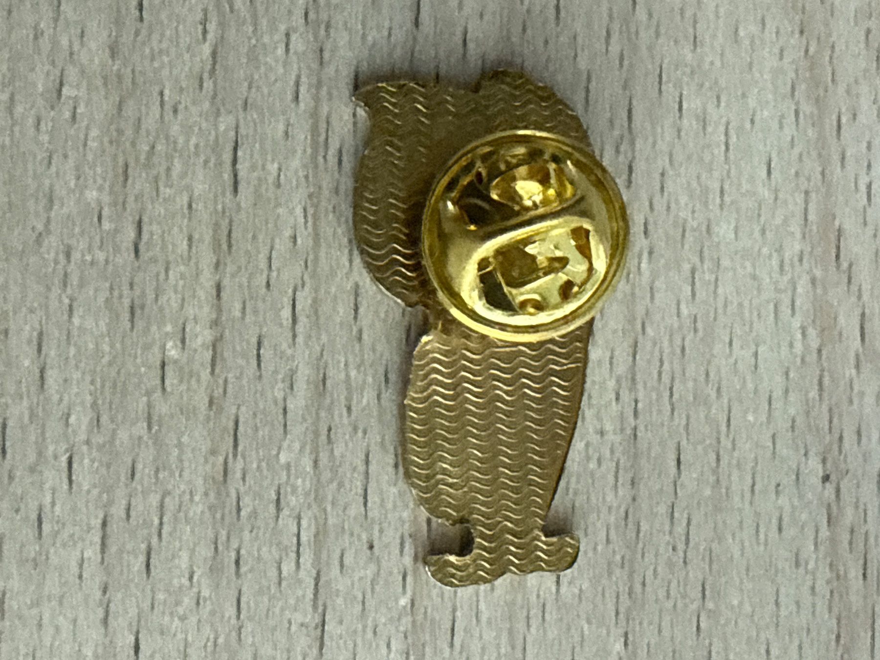 Esso Plaquettes & Badges: Pin Esso – D'occasion à Glattbrugg par Schweigmatt 1