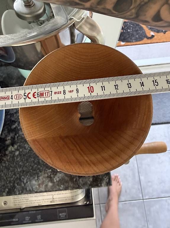 Elettrodomestici da cucina: Kornquetsche Getreidemühle Tischmodell – Usato da Bern venduto da kwa_pyt9 2