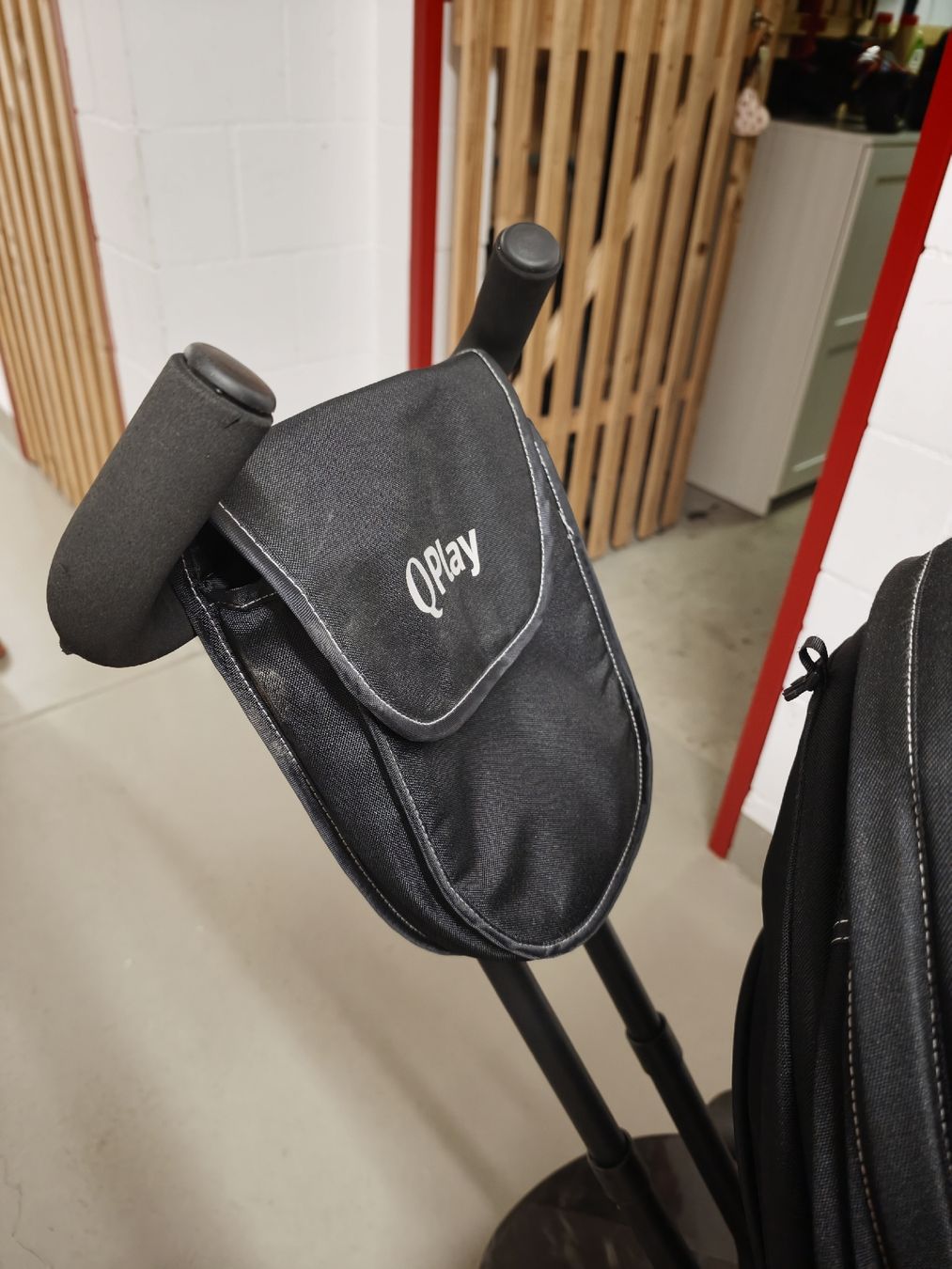 Veicoli per bambini: Dreirad QPlay Premium schwarz – Usato da Obergösgen venduto da SMOCARS 4