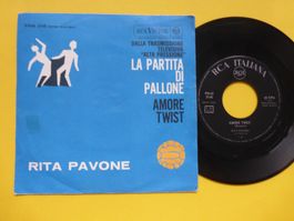 Rita Pavone – La Partita Di Pallone / Amore Twist