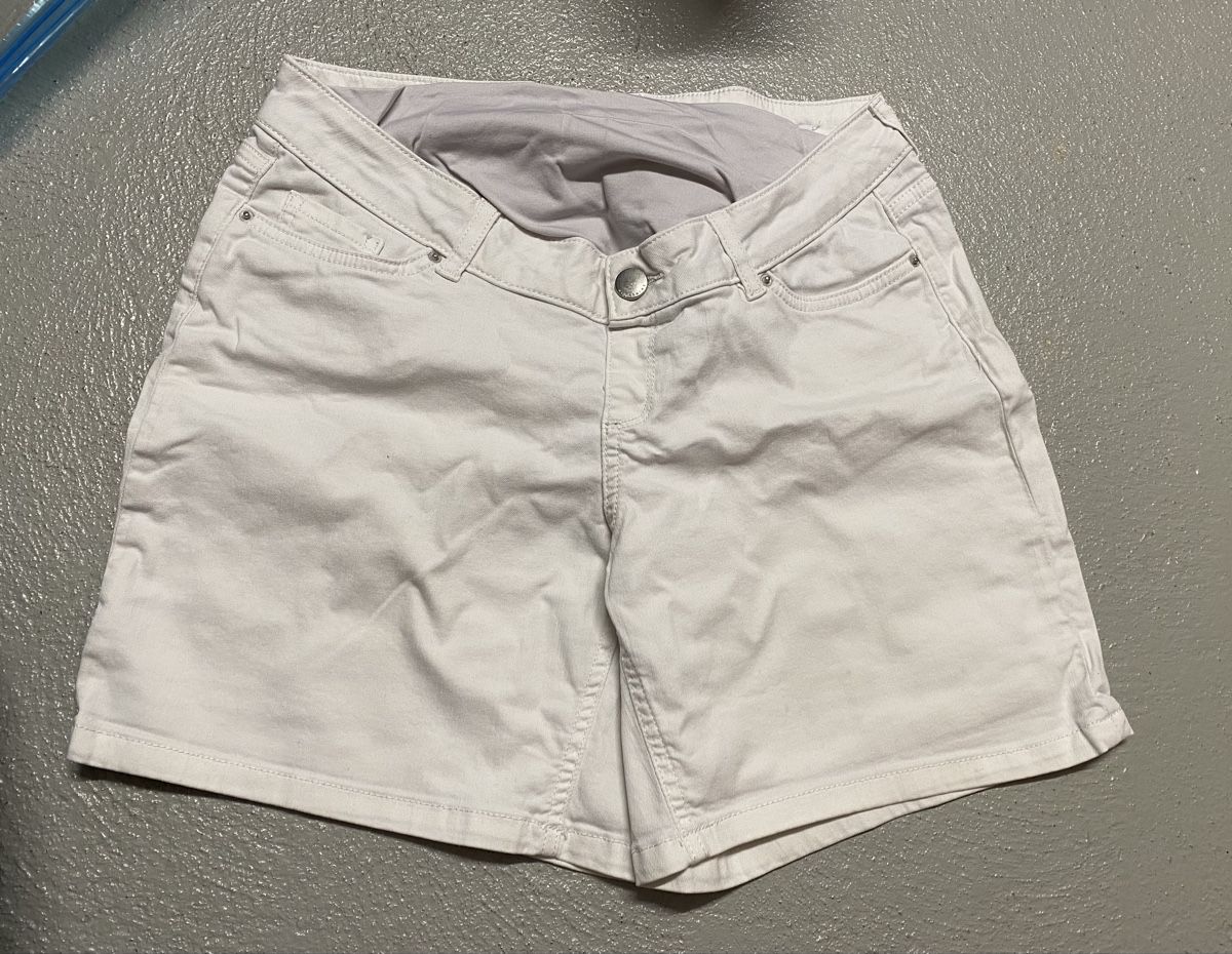 Lotti di vestiti: Umstandsmode Grösse 36/38 – Usato da Brütten venduto da canabas 2