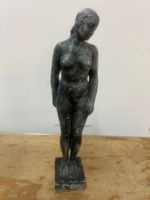 Gips-Statue Aktbild einer Frau von Richard Petraschke