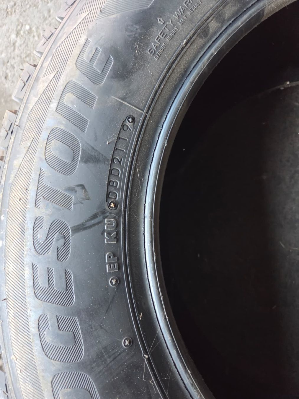 Bridgestone Pneus & Kompletträder: Bridgestone Blizzak DM-V2 235/60 R16 – Gebraucht aus Mels von lad_8ctm 1