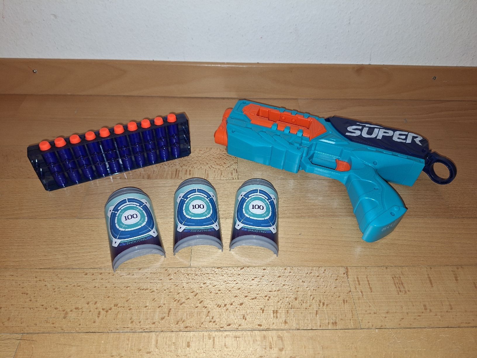 Nerf Giocattoli: Nerf Pistole, Patronen & Zielscheiben – Usato da Oberrieden venduto da man_tky9