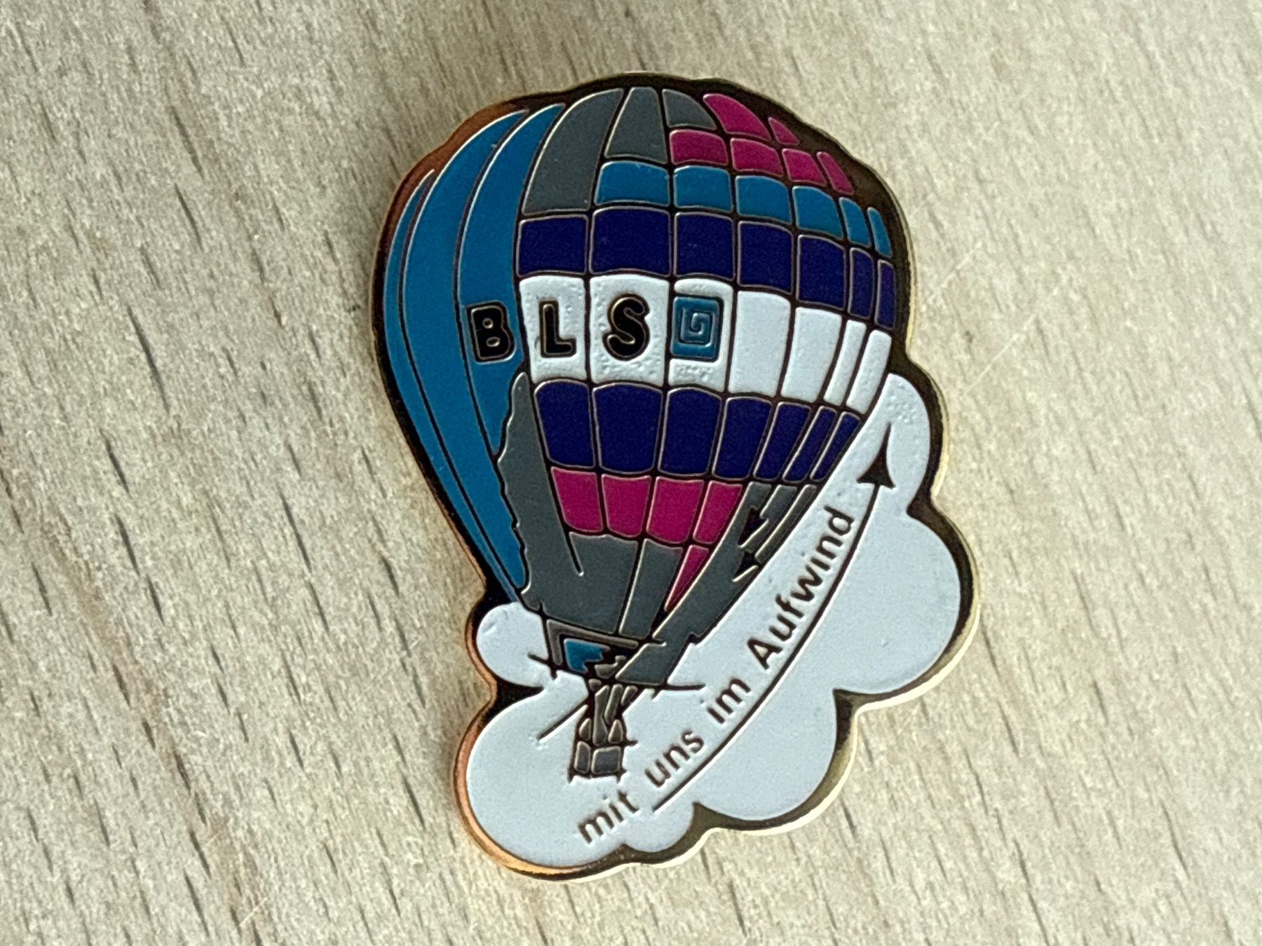 Plaketten & Abzeichen: Pin Ballon BLS – Gebraucht aus Glattbrugg von Schweigmatt