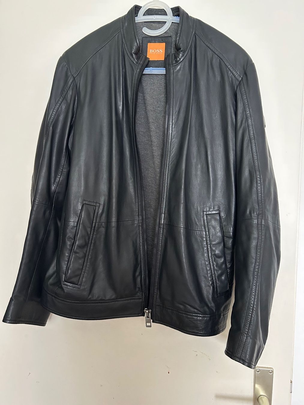 Hugo Boss Jacken: Herren- Lederjacke „Hugo Boss“ – Neu (gemäss Beschreibung) aus Zürich von robbii13 1