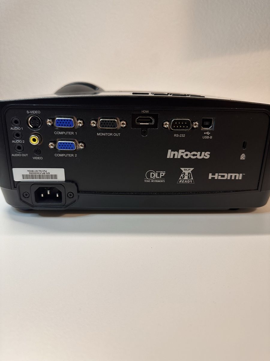Infocus Videoprojektoren: InFocus IN118HDa Beamer HDMI DLP 3D Ready – Gebraucht aus steffisburg von releve 2