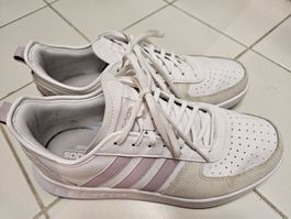 Adidas Damen Sneaker weiss/lila Grösse 42 guter Zustand