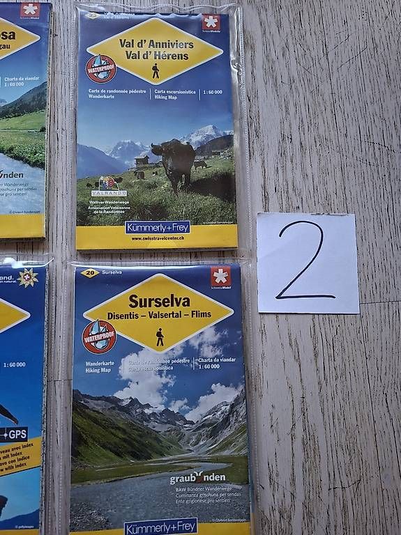 Cartine & Atlanti: Wanderkarten neu / neuwertig pro Stk – Usato da Uetendorf venduto da Ladouce 2
