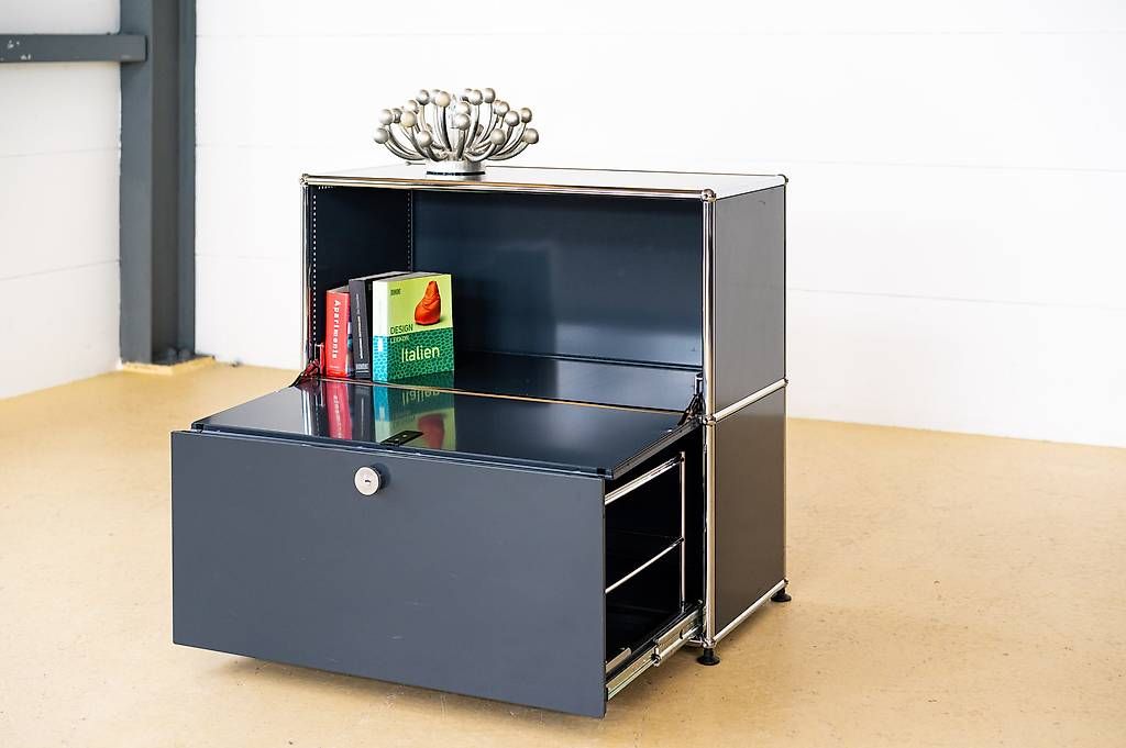 USM Scaffali: USM Sideboard in Anthrazitgrau, neuwertig! – Usato da Meinisberg venduto da atelier_TILIJA 3