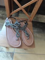 Sandalen Damengrösse 39 geflochten guter Zustand