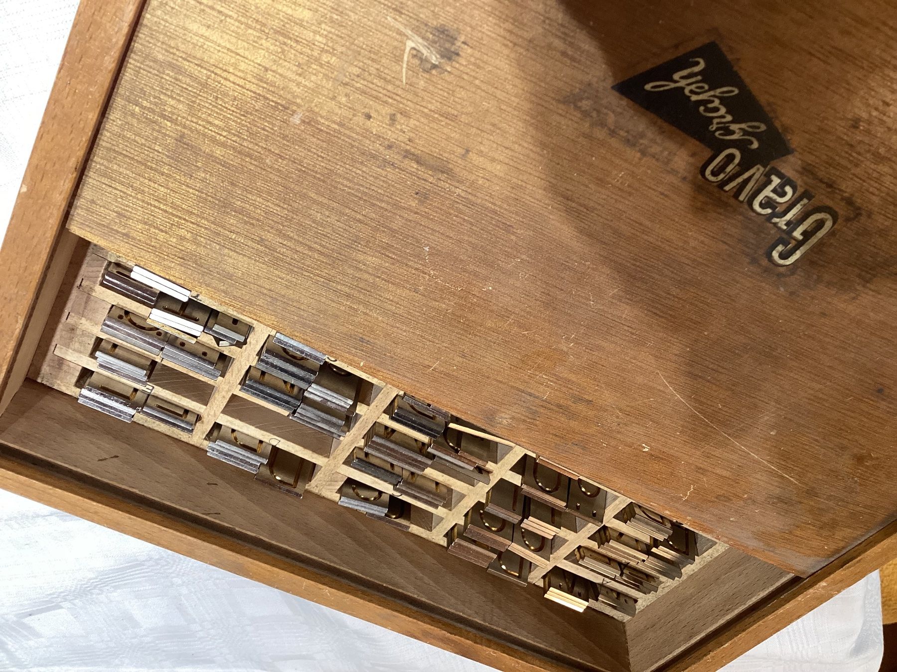 Tutte le macchine: Gravograph Schriftsatz 20 mm top – Usato da Bütschwil venduto da sru2005 3