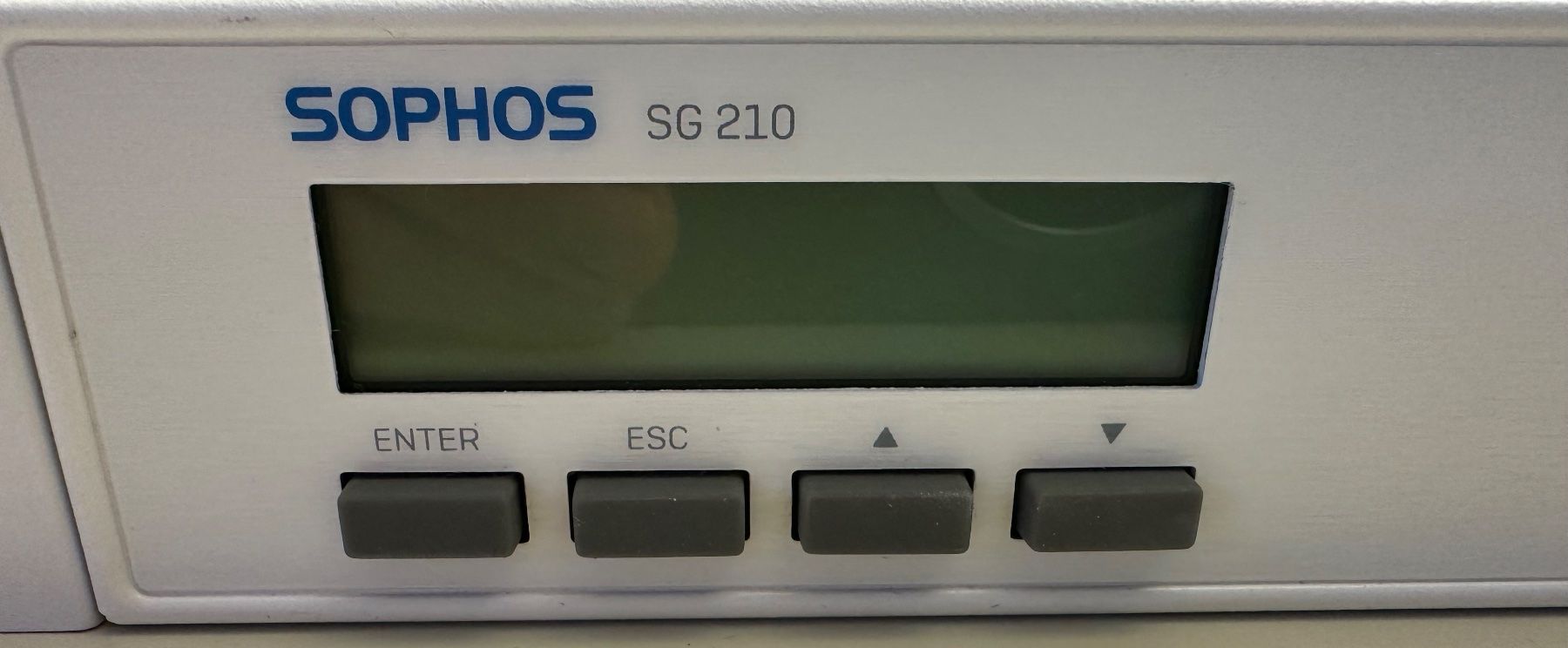 Sophos Firewall: Firewall Sophos SG210 – Gebraucht aus Aarau von DataShop-Aarau 3