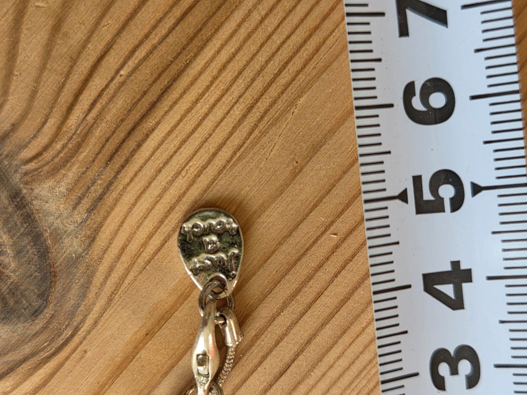Catenine: Halskette, rot/silber, vermutlich Emaille, Modeschmuch – Usato da Liestal venduto da ITOlio 3