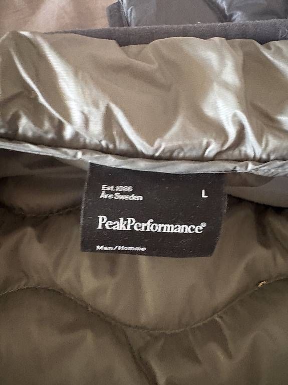Peak Performance Jacken: Peak Performance Helium Daunenjacke Herren – Gebraucht aus Erlenbach ZH von xav_87dr 3