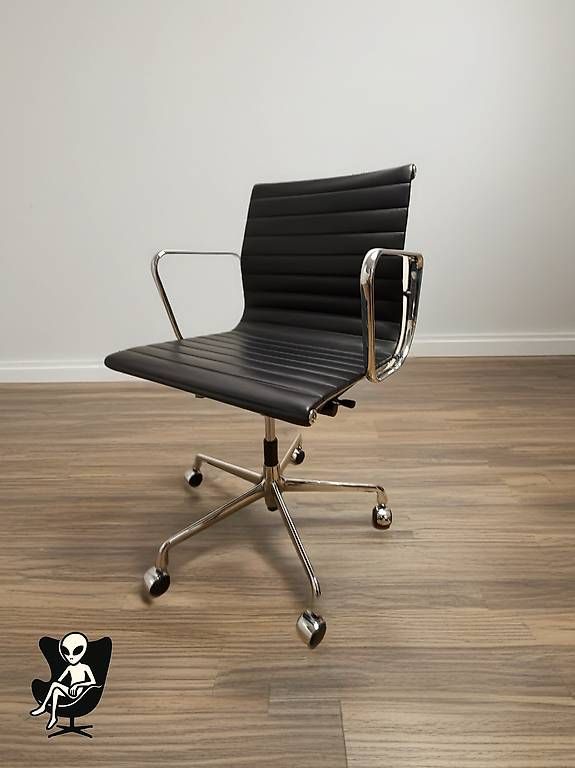 Vitra Sedie: Vitra EA 117 Leder – Usato da Frauenfeld venduto da Elooooo