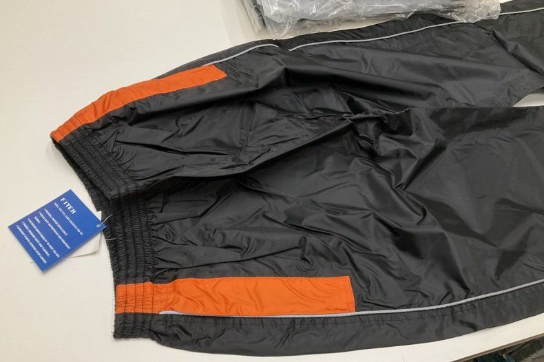 Pantaloni: Regenhosen Gr. XXL – Nuovo e nell'imballaggio originale da Uerkheim venduto da Kaufoption 1