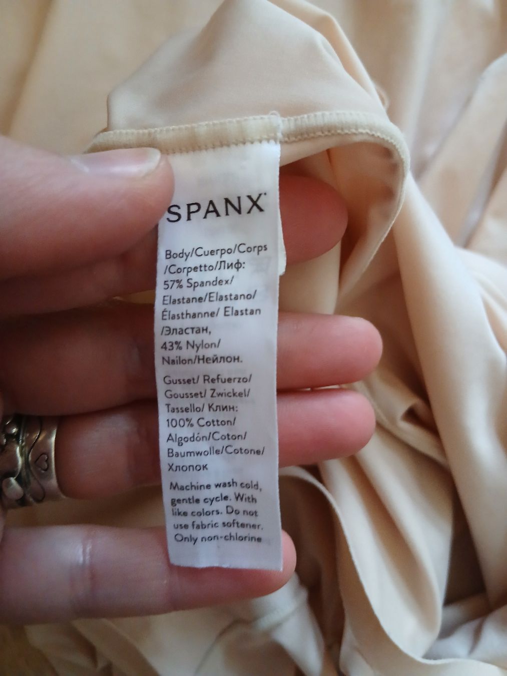 Spanx Altra biancheria intima: Spanx by Sara Blakely Bodysuit Size M – Nuovo (secondo la descrizione) da Wil SG venduto da tre_g2l7 4