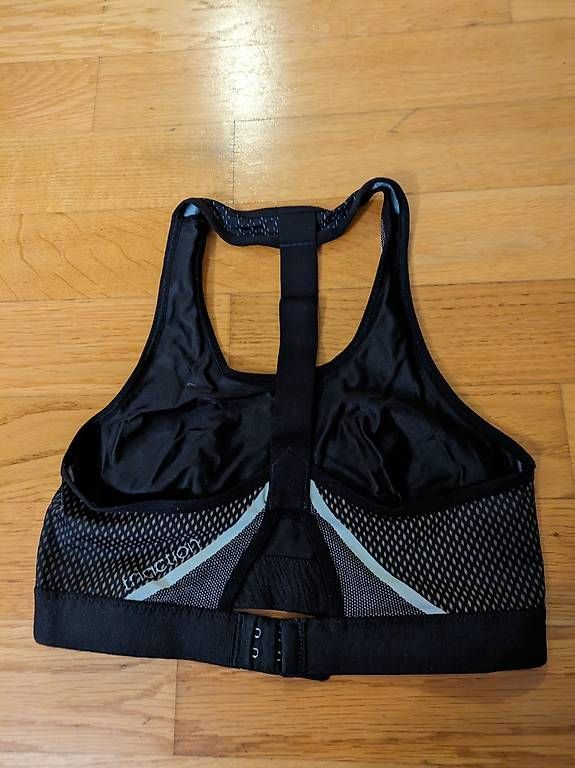 Altra biancheria intima: Sport BH Triumph Triaction – Usato da Zürich venduto da nik_jfp8 1