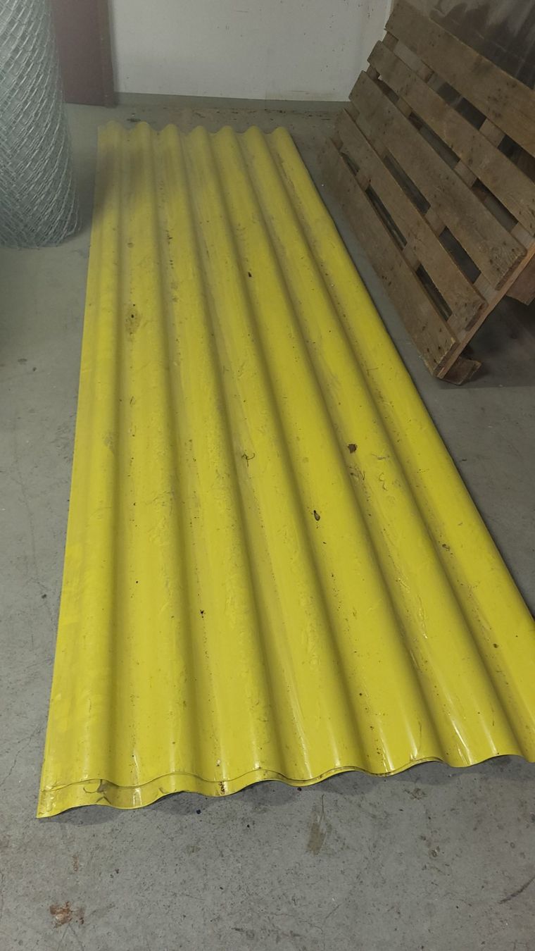 Wände & Decken: Wellblech 1x5m 2stück – Gebraucht aus Andwil von cwi_b9s6