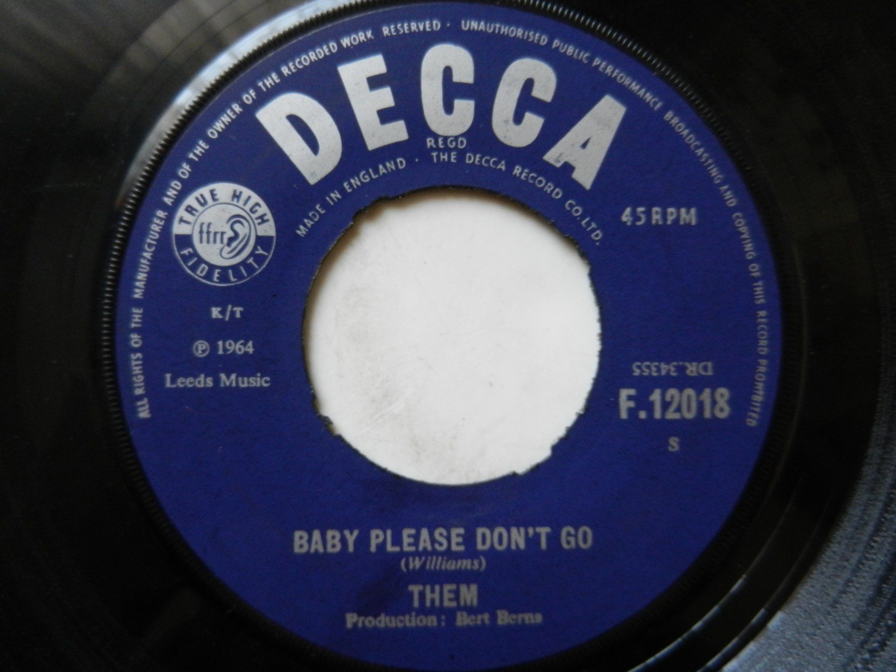 Dischi in vinile: THEM - Gloria - Baby Please Don't Go – Usato da Ecublens VD venduto da Popeye007 1