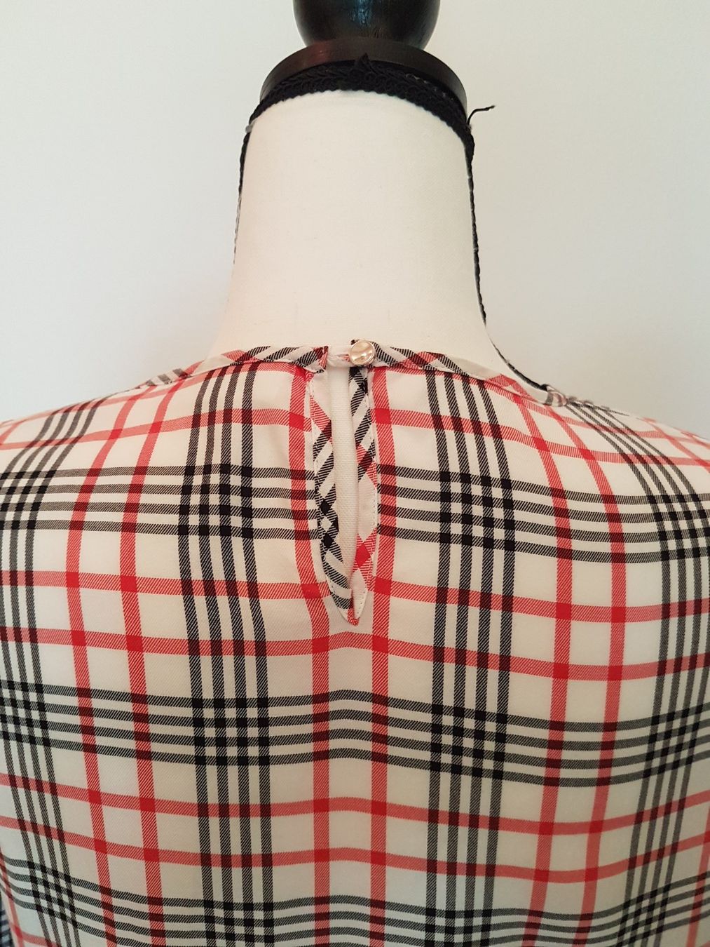 Blusen: Eterna Damenbluse Rot weiss kariert Gr. 34 – Gebraucht aus St.Gallen von Puppa 4