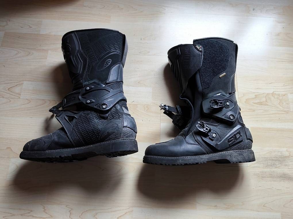 Scarpe da uomo: Motorrad Schuhe Gr.47 – Usato da Ennetmoos venduto da ben_qht5