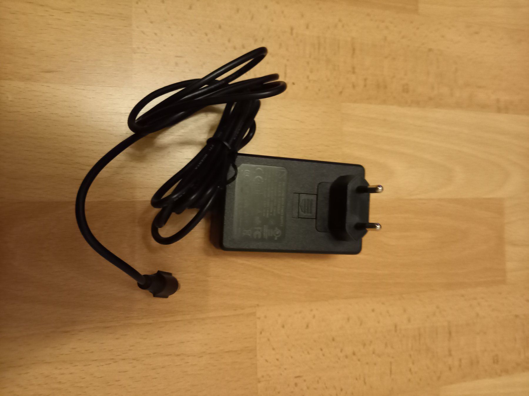 Musikinstrumente: Maschine Plus Native Instruments + 128GB SD Card – Gebraucht aus Winterthur von  3