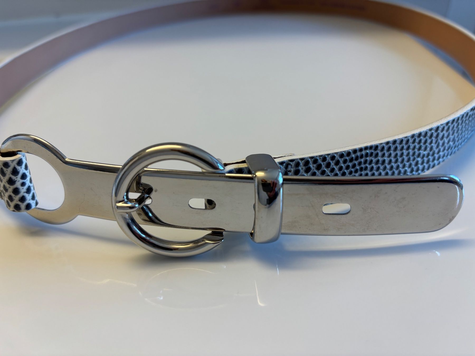 Cinture: Navyboot Gürtel in Schlangenoptik, Silber-Schnalle – Usato da Horgen venduto da uge_pd5p 1