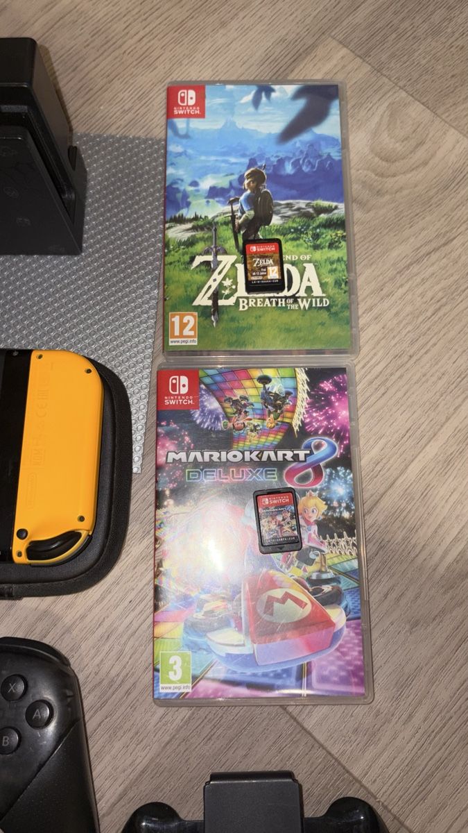 Nintendo Konsolen: Nintendo Switch Set + 2 Pro Controller & div. Zubehör – Gebraucht aus Zwingen von imh_bl67 5