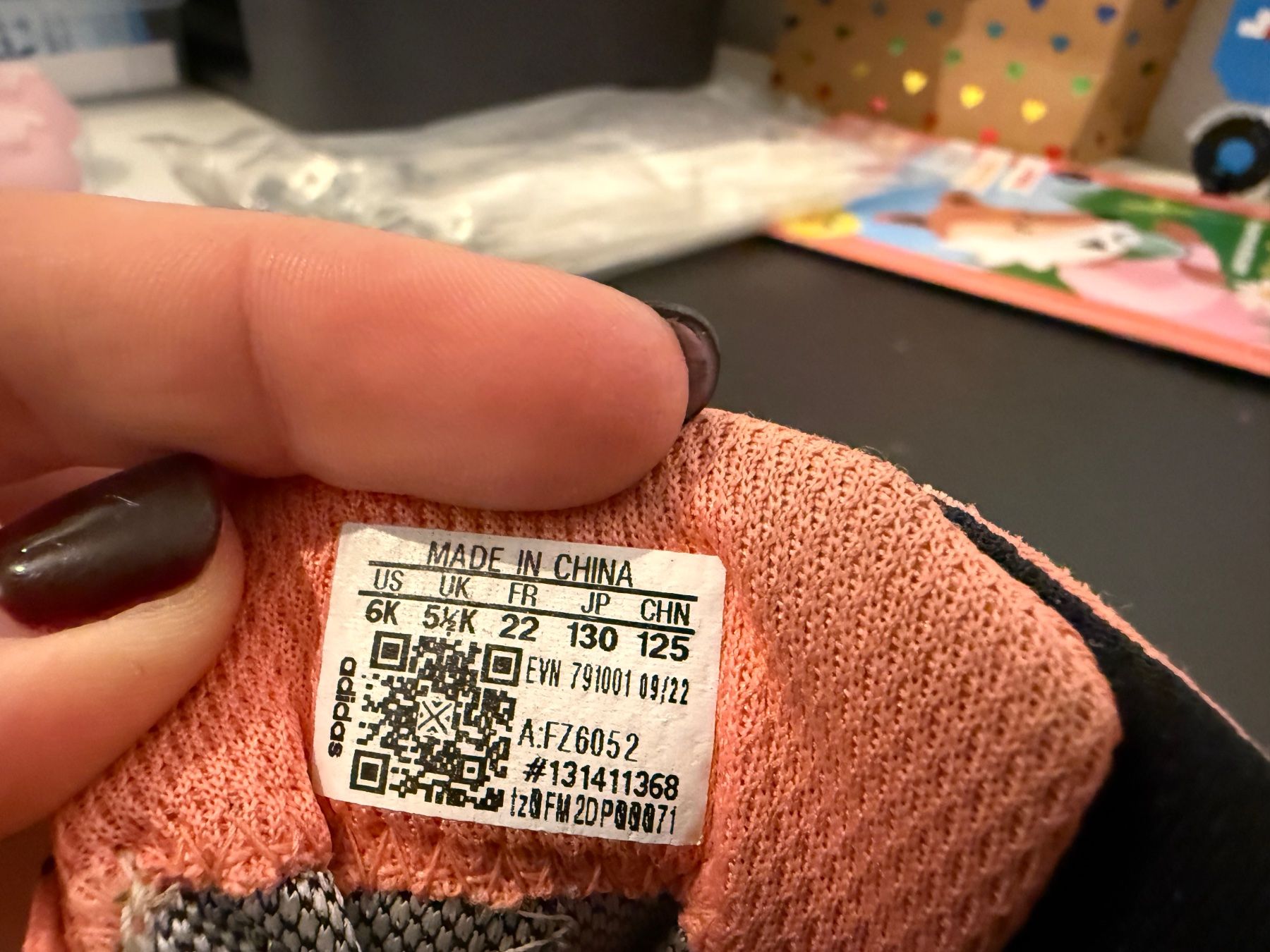 Adidas Scarpe per ragazzi: Adidas Terrex Wanderschuhe Grösse 22 – Usato da Edlibach venduto da Kiwi610 2