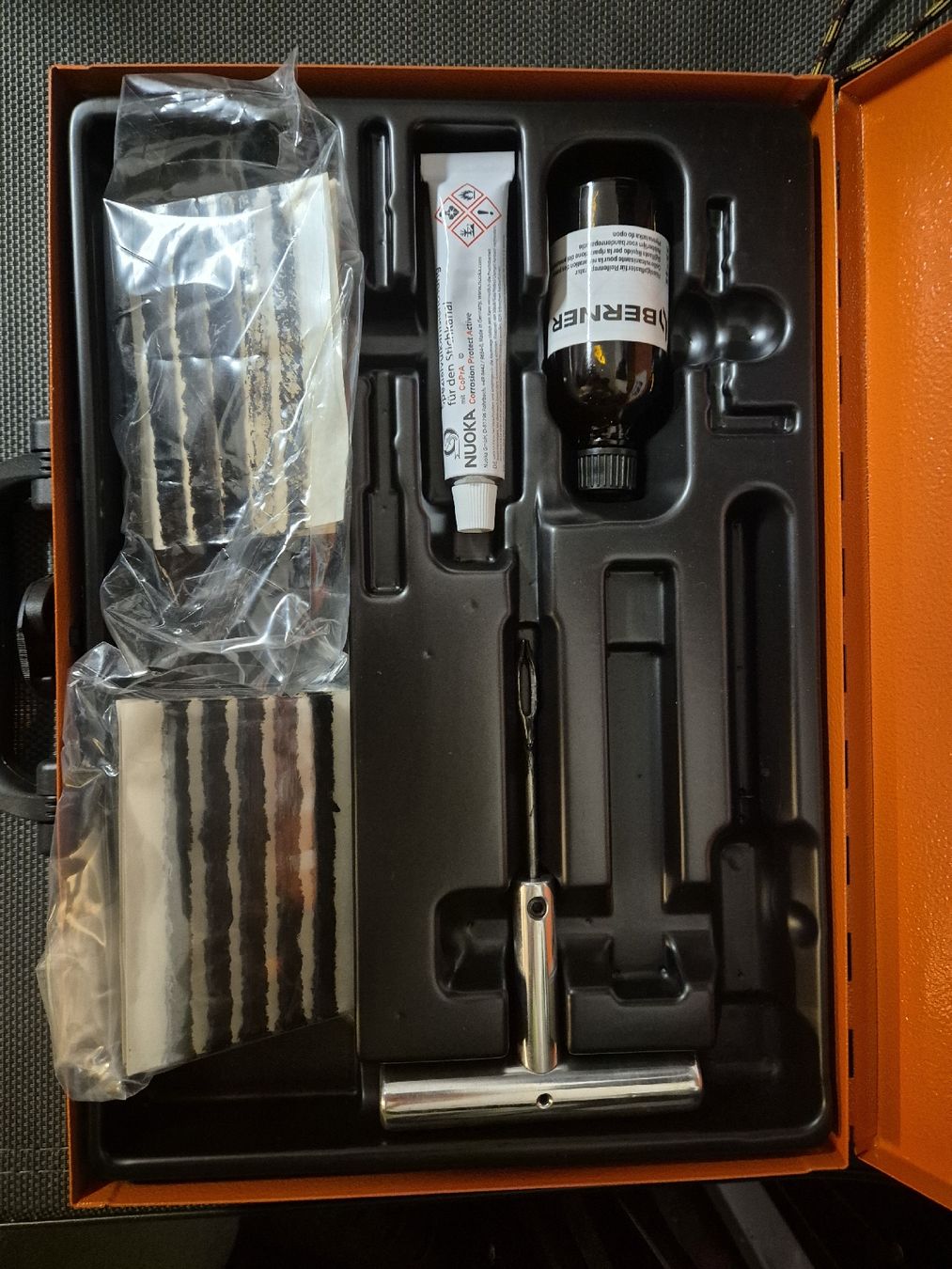 Berner Tous les outils: Reifenreperaturset Berner – D'occasion à Zell par the_dominator