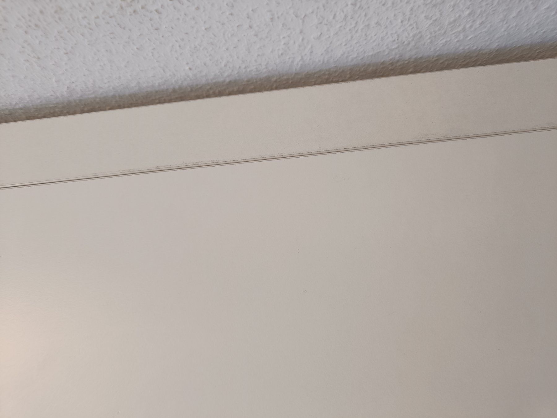 Tavoli: Minimalistischer Klapptisch mit grünem Hocker – Usato da Zürich venduto da Atelier.Second 3