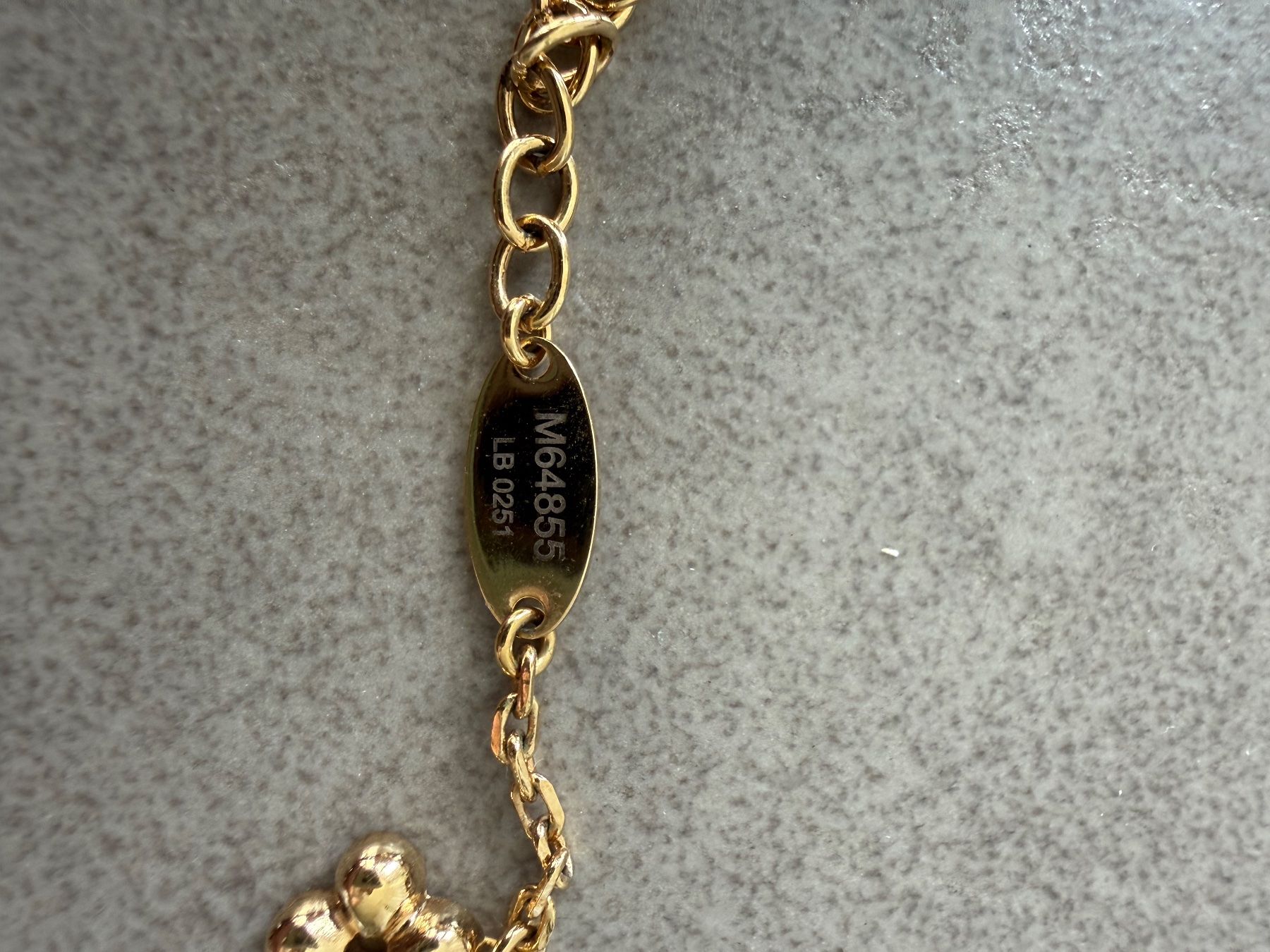 Louis Vuitton Ketten: Louis Vuitton Halskette Blooming Supple Gold – Gebraucht aus Meggen von nat_z89l 3