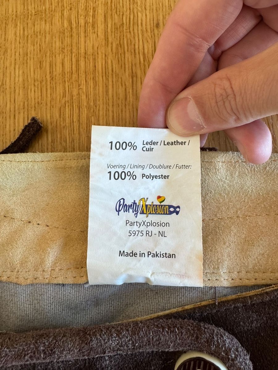Pantaloni: Lederhosen – Usato da Zürich venduto da agu_jvw9 3