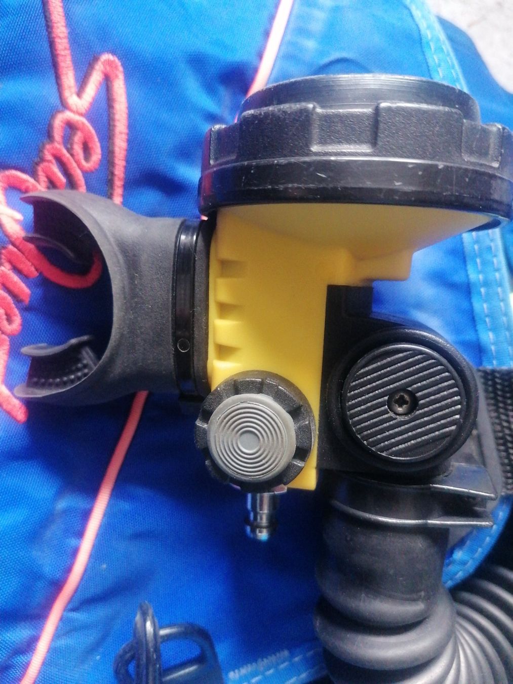 Mute per immersioni: Tarierjacket Sea Quest – Usato da Rheineck venduto da Sn600 1