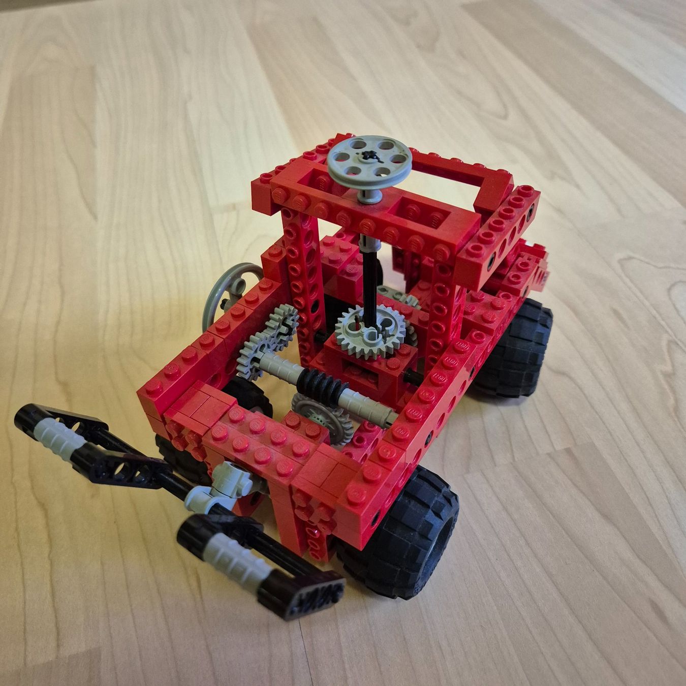 Lego Giocattoli: Lego Technik Oldtimer: Rotes Auto zum selber konstruiere! – Usato da Muotathal venduto da jr_cash 3