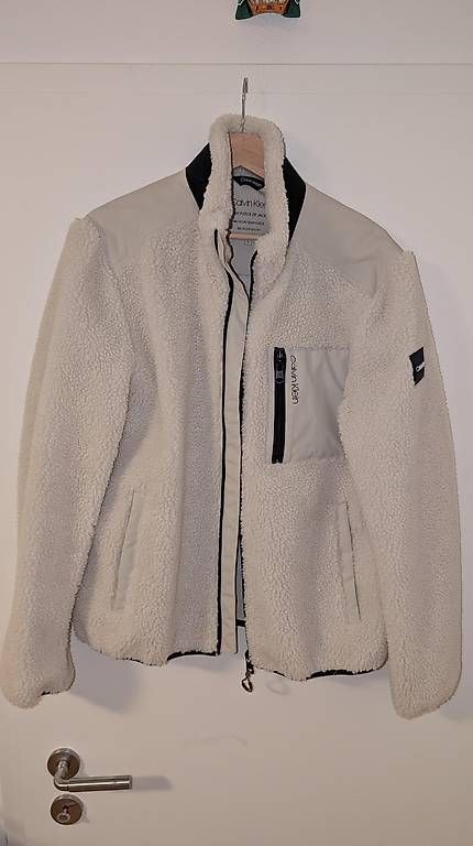 Calvin Klein Giacche: Calvin Klein Teddy Fleece Jacke L – Usato da Zürich venduto da iva_tfq5