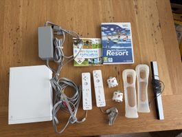 Console Nintendo Wii avec 2 jeux,Wii sport Resort et Wii spo