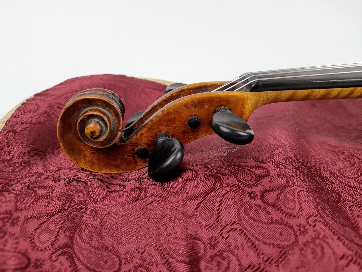 Strumenti musicali: Alte Böhmische Geige – Usato da Liebefeld venduto da Restwert_Liebefeld 3