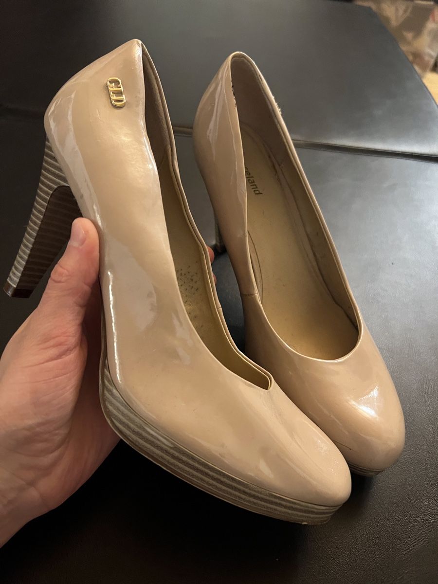 Scarpe da donna: Beige Pumps, 39 – Usato da Brugg AG venduto da stefanie_zimmerli