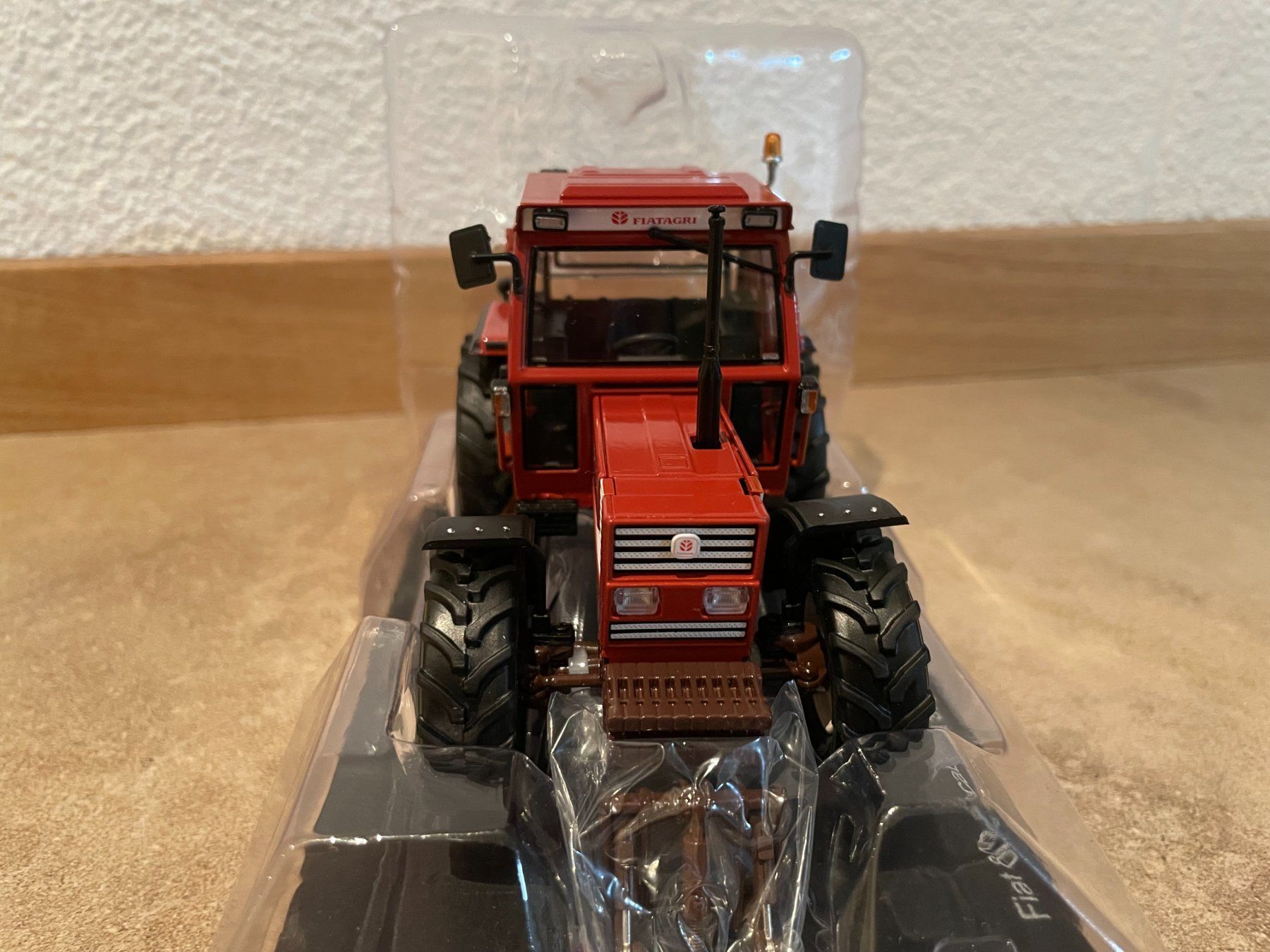 Fiat Tracteurs: Fiat 80-90 DT – Neuf avec emballage d'origine à Kreuzlingen par Stefan1150 1