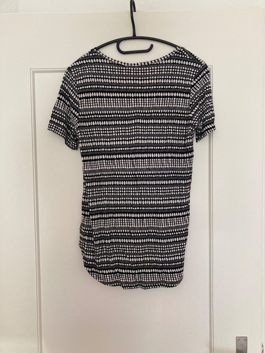 H&M T-shirt: T-Shirt – Usato da Bern venduto da NAJAW85 1
